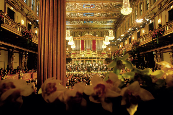 Jährlich finden im Wiener Musikverein das Silvesterkonzert, das Neujahrskonzert sowie die Matinee zum Neujahrskonzert statt. Die äußerst begehrten Karten sind im freien Verkauf nur sehr schwer erhältlich.
