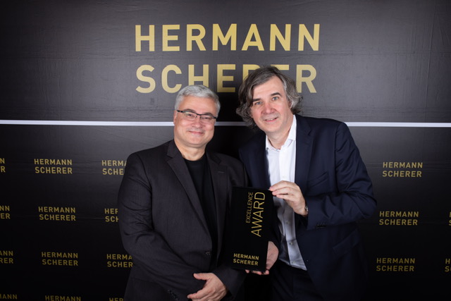 Pankower Chris Recke gewinnt Excellence Award beim Speaker Slam in Wiesbaden